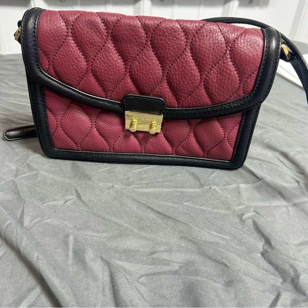 Vera Bradley Quilted Tess Leather Crossbody Flap Bag Push Lock Claret/Black